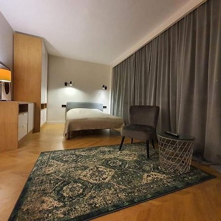 Mlociny Metro Apartment 3 Варшава Экстерьер фото