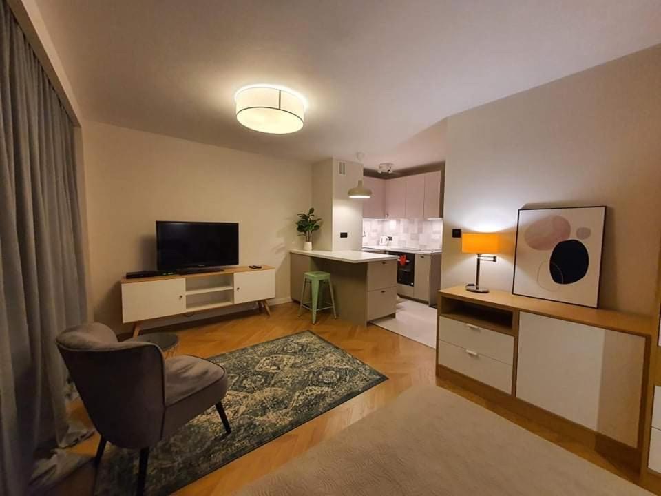 Mlociny Metro Apartment 3 Варшава Экстерьер фото